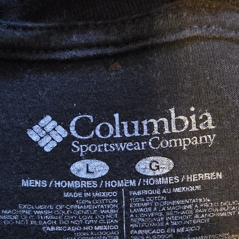 Columbia T shirt